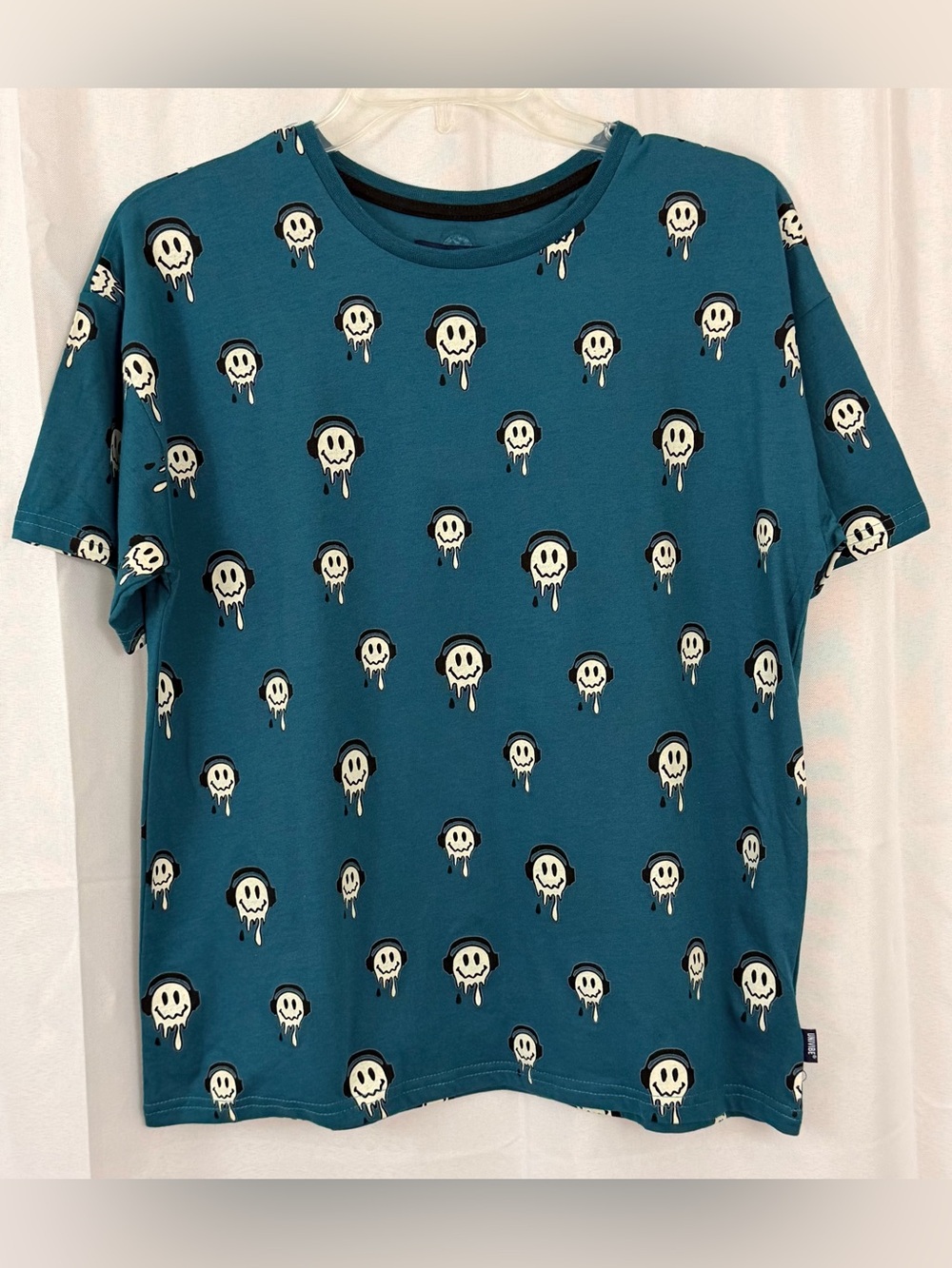 Univibe Teal Short Sleeve Ezra Tee w/ Dripping White Smiley Faces & Headphones L
